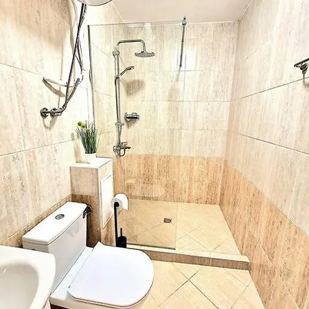 Апартамент Light Варна